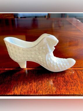 Fenton hobnail milk glass cat head slipper.